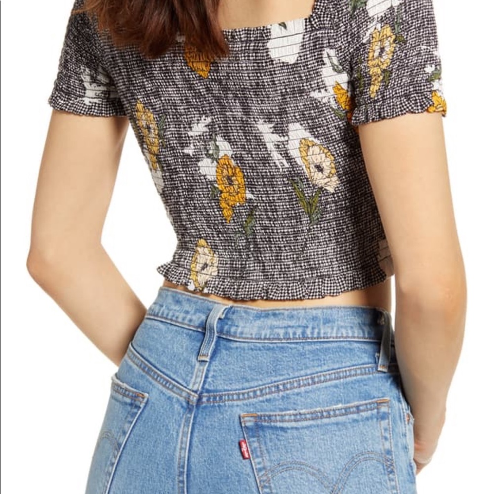 Astr Black and White Floral Crop Top - Picture 4 of 8